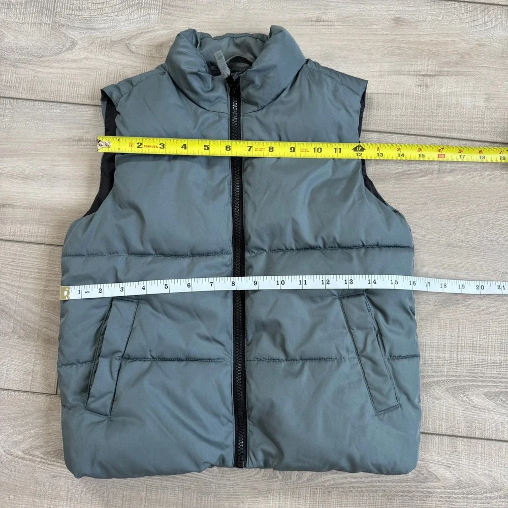 Old Navy Puffer Vest Kids Size S 6-7 Blue Gray Quilted Sleeveless Zip Up Jacket